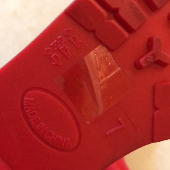 ❤️Soho Funky Red on Red Detail Rubber Plastic Rugged bottom galoshes Boots - Picture 12 of 13